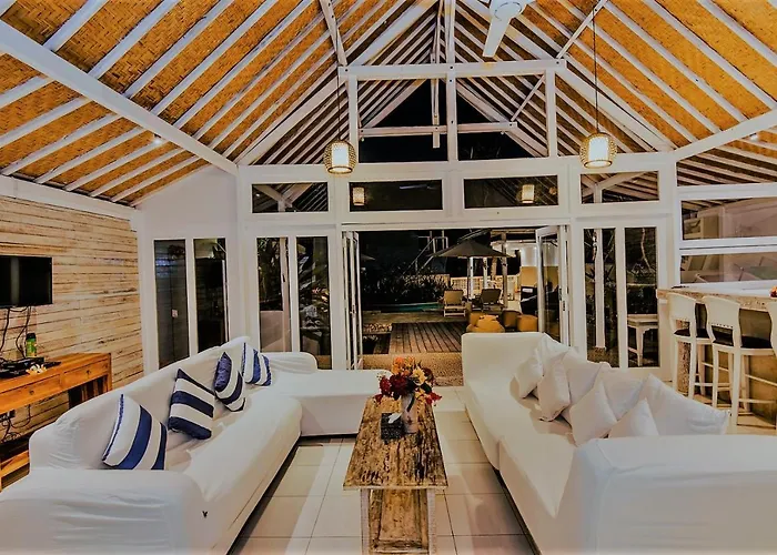 Villa Waru One Nusa Lembongan 